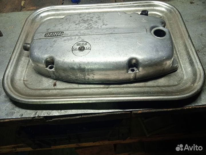 Крышка двигателя Ява 350 (634.7) оригинал