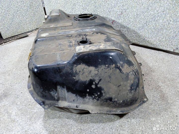 Бак топливный Mitsubishi Outlander