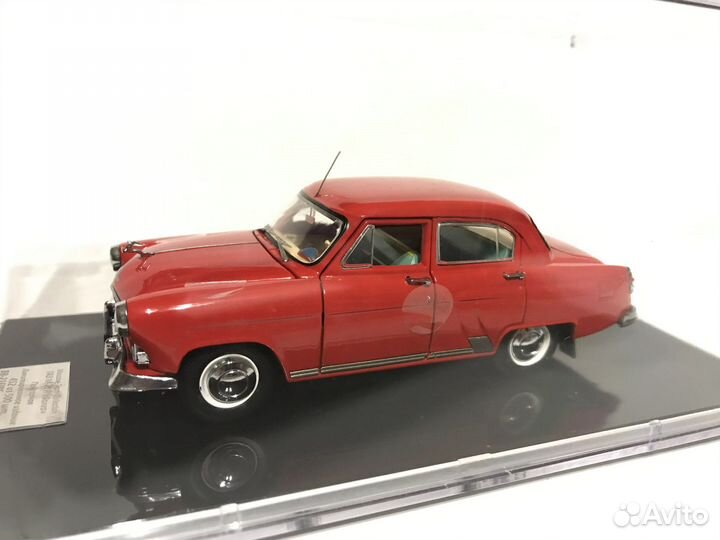 Волга газ-М21 2-я серия красный 1/43