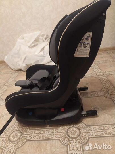 Детское автокресло б/у isofix от 0 до 18кг