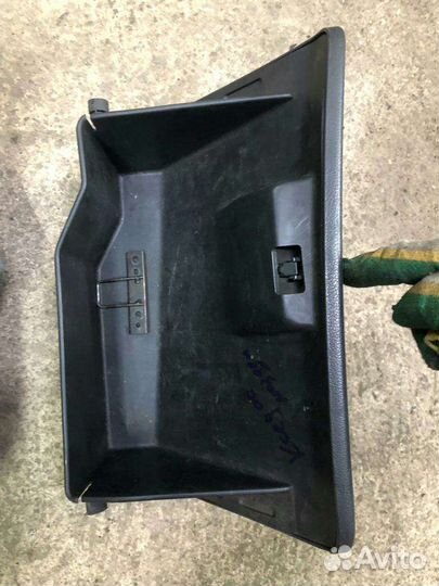 Бардачок mazda xedos 6