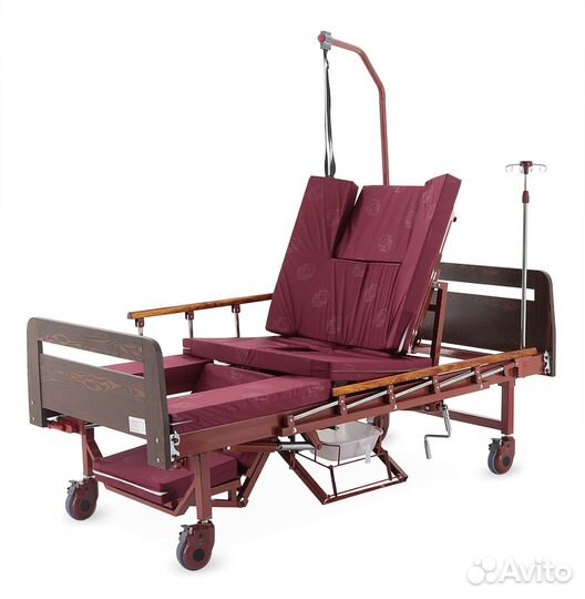 Медицинская кровать железная для лежачих больных