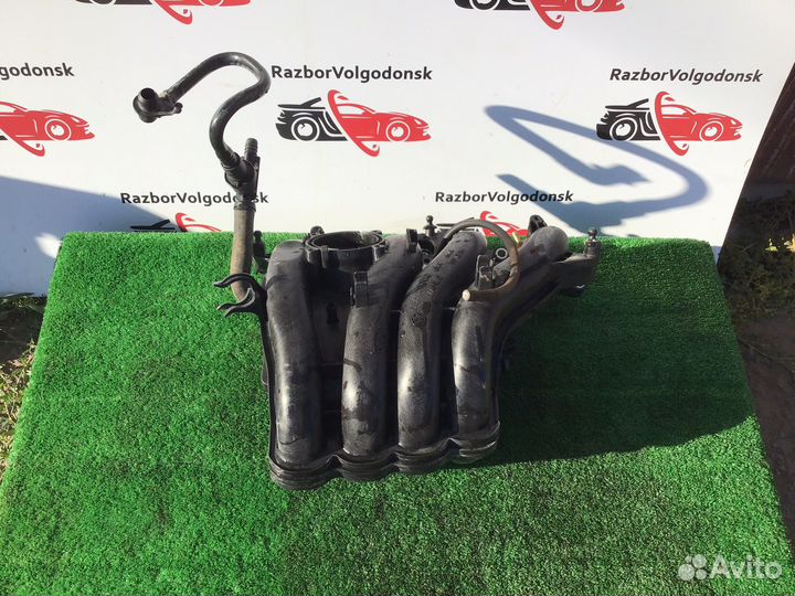 Впускной коллектор Volkswagen Polo 5