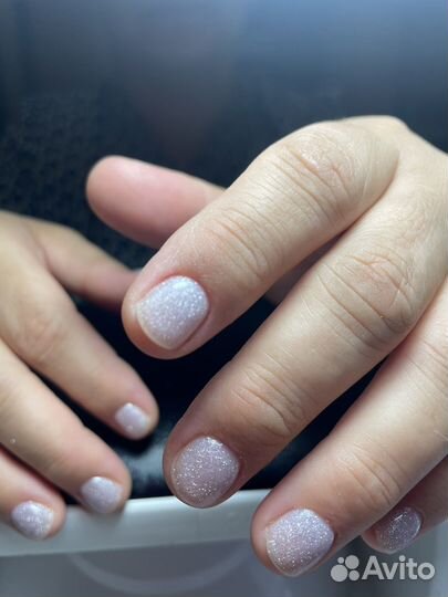 Модель на маникюр с покрытием бесплатно