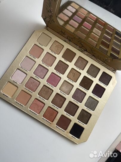 Палетка теней too faced