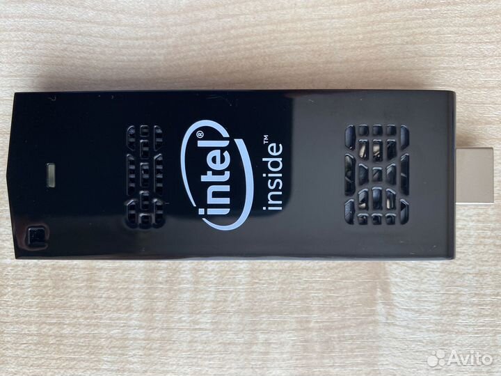 Микрокомпьютер intel Compute Stick stck1A32WFC