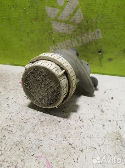 Бачок главного тормозного цилиндра Митсубиси Гал