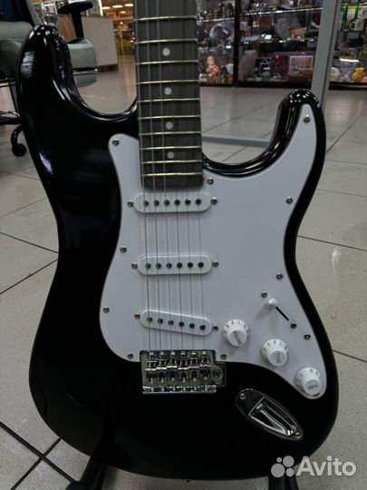 Электрогитара с комбиком новое