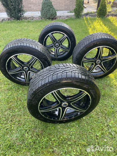 R17 Kumho I'Zen KW31 215/55, PCD 5x105 DIA 55