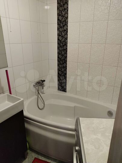 2-к. квартира, 49 м², 2/5 эт.