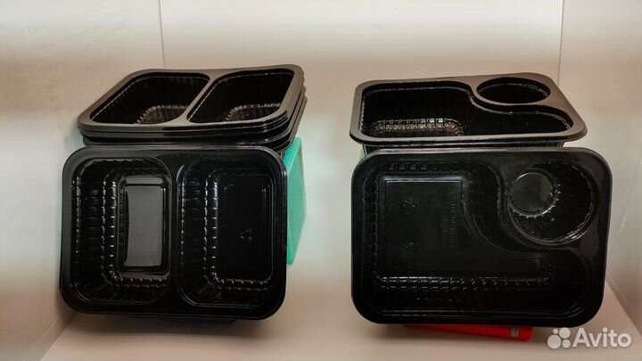 Одноразовые пластиковые контейнеры для еды