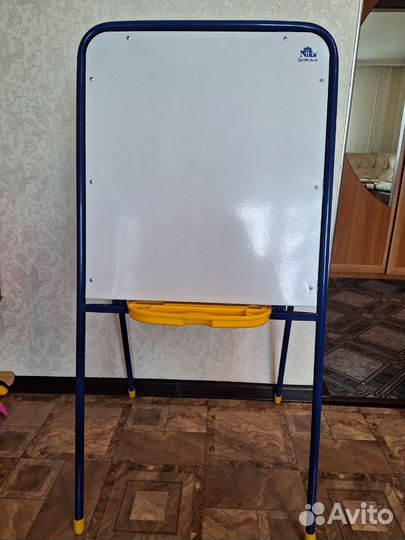 Доска магнитная детская (мольберт)