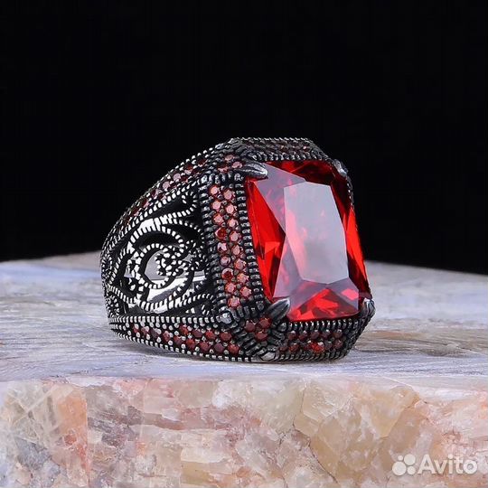 Серебряное кольцо