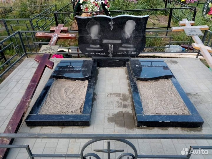 Памятники Ярославль