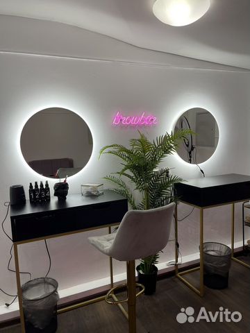 Аренда рабочего места бровиста/визажиста/стилиста