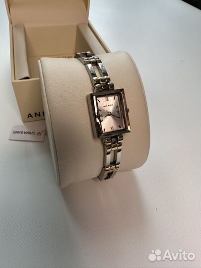 Часы женские Anne klein