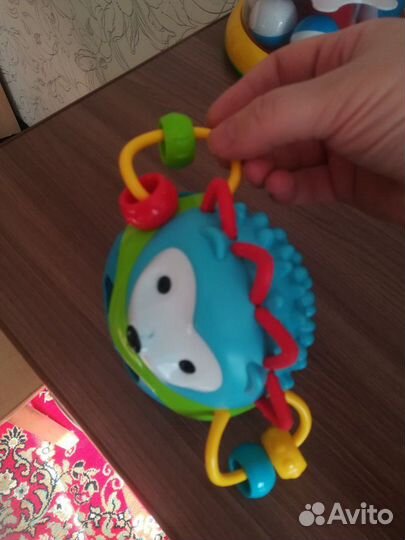 Ёжик мячик погремушка