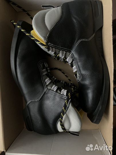 Лыжные ботинки motor