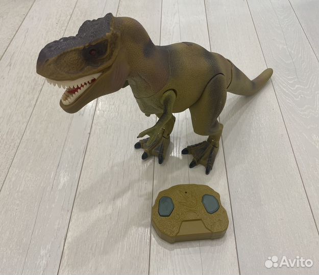 Динозавры jurassic world