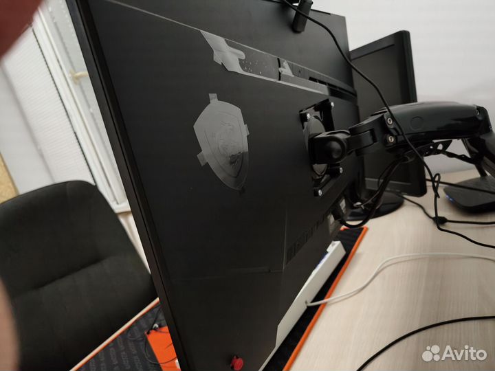 Монитор MSI G273QPF 165hz