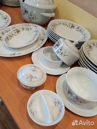 Столовый сервиз фарфор новый
