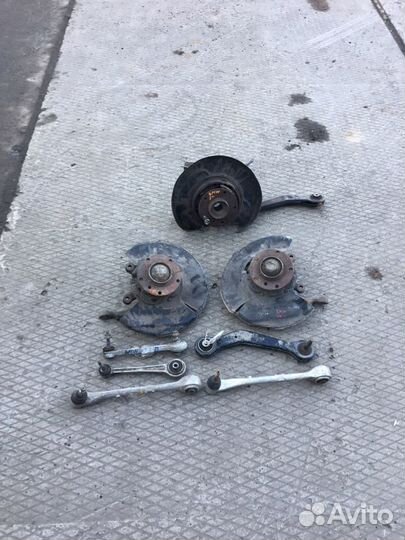 Поворотный кулак ступицы BMW Е38