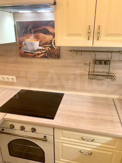 2-к. квартира, 44 м², 1/10 эт.