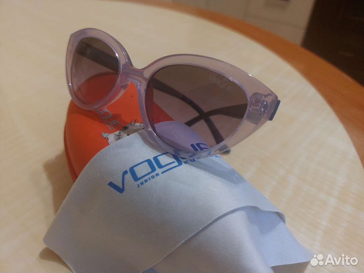Солнцезащитные очки для девочки
