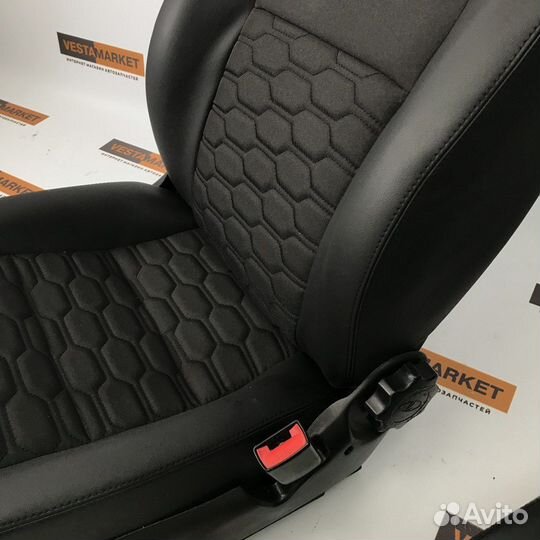 Салон Гранта Спорт, Калина-2 в коже