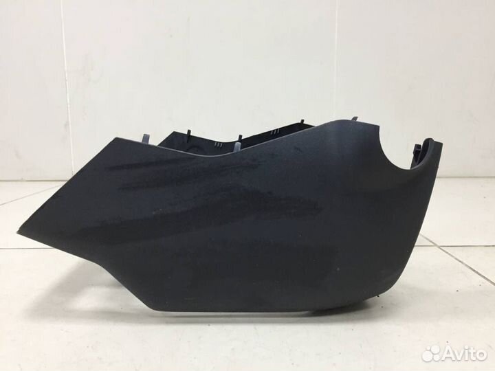 Кожух рулевой колонки нижний Toyota Corolla E180 2