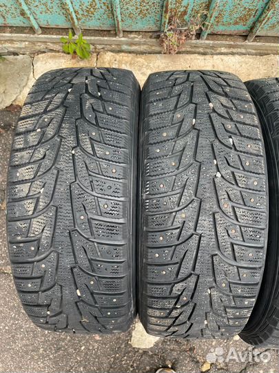 Hankook Winter I'Pike 205/55 R16