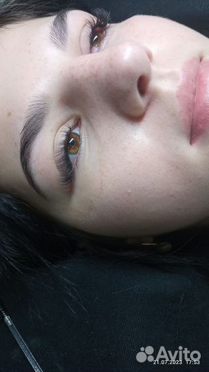 Наращивание ресниц модель