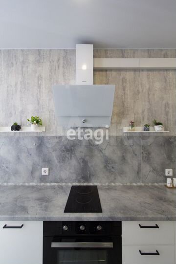 2-к. квартира, 68,1 м², 9/16 эт.