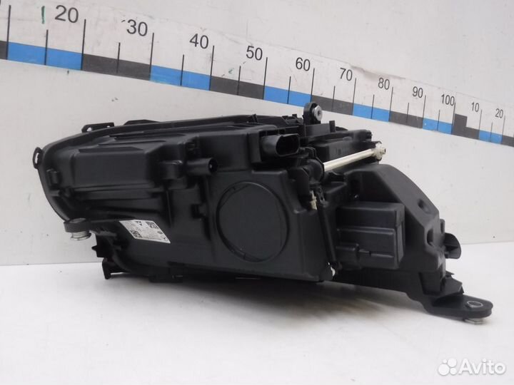 Фара левая Mercedes-Benz E-Class