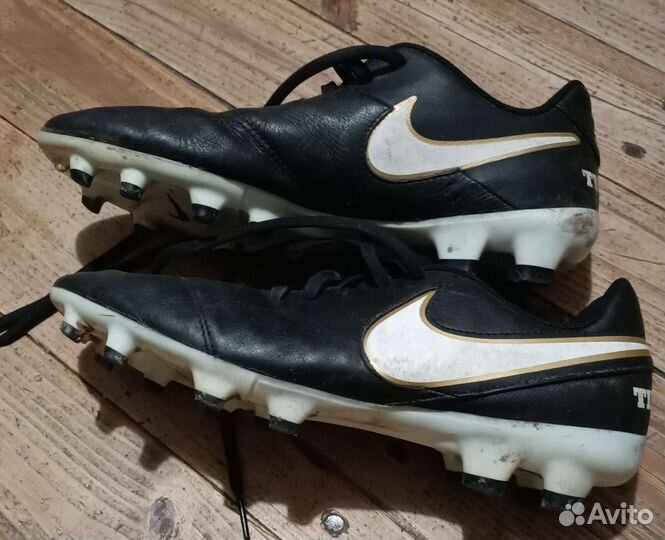 Шиповки (бутсы) nike tiempo 40