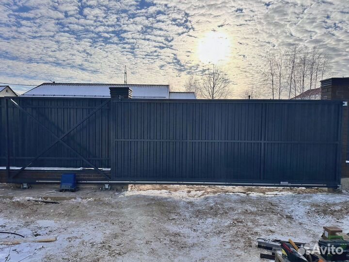 Откатные ворота и забор