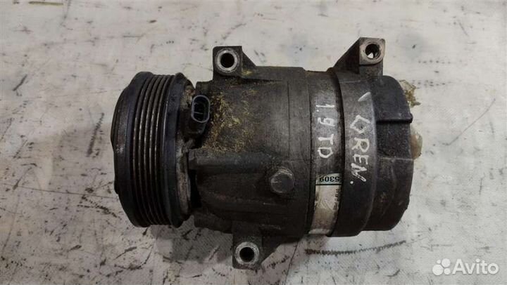 Компрессор кондиционера 7700105765 Renault Scenic