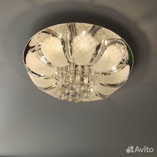 Люстра потолочная