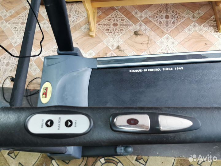 Электрическая беговая дорожка