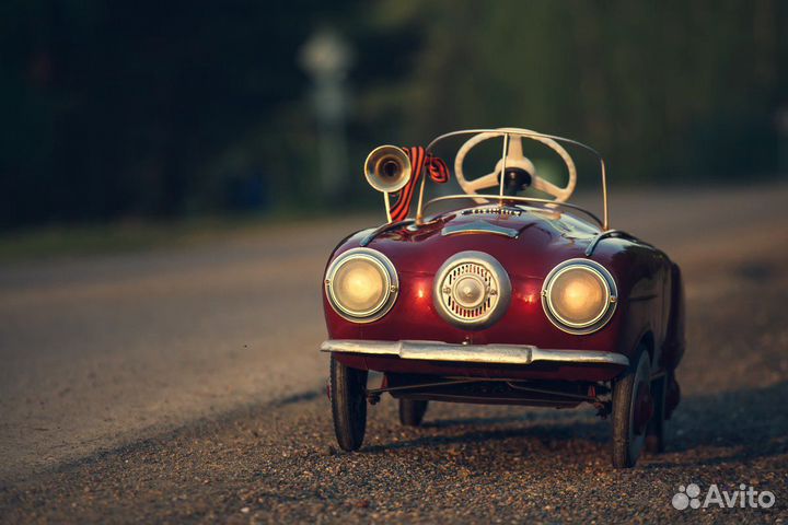 Детская педальная машина СССР для фотосессии в фот