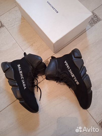 Кроссовки ботинки женские