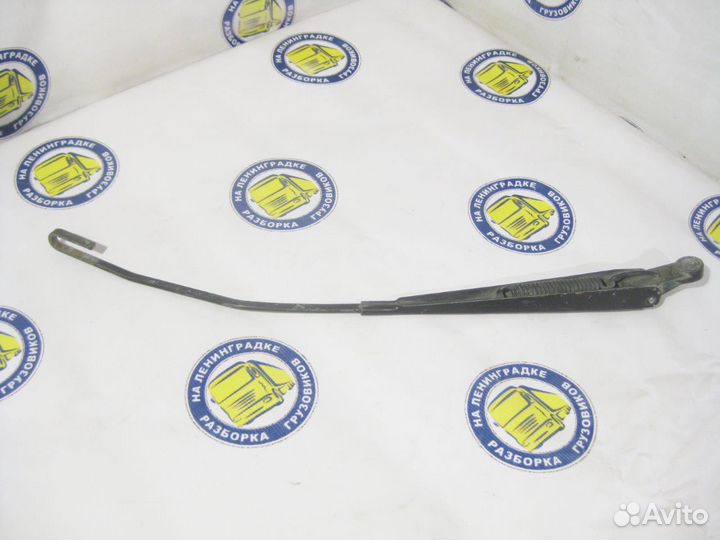 Поводок стеклоочистителя 0018203844 mercedes-benz