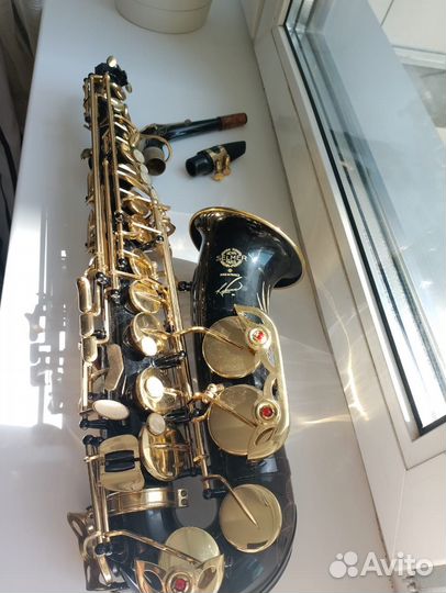 Саксофон
