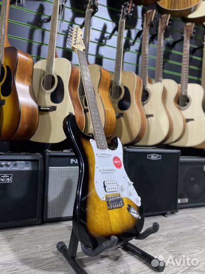 Fender squier bullet HSS Электрогитара новая