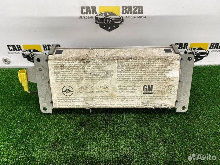 Подушка безопасности пассажира Opel Omega