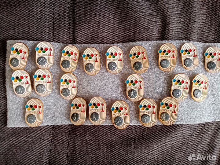 Набор значков олимпиада 80 редкий