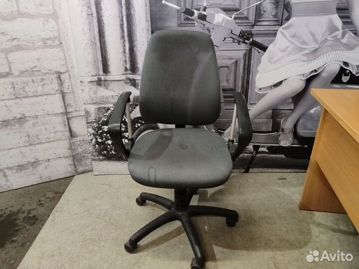 Кресло компьютерное Комфорт, ткань б/у 12-001