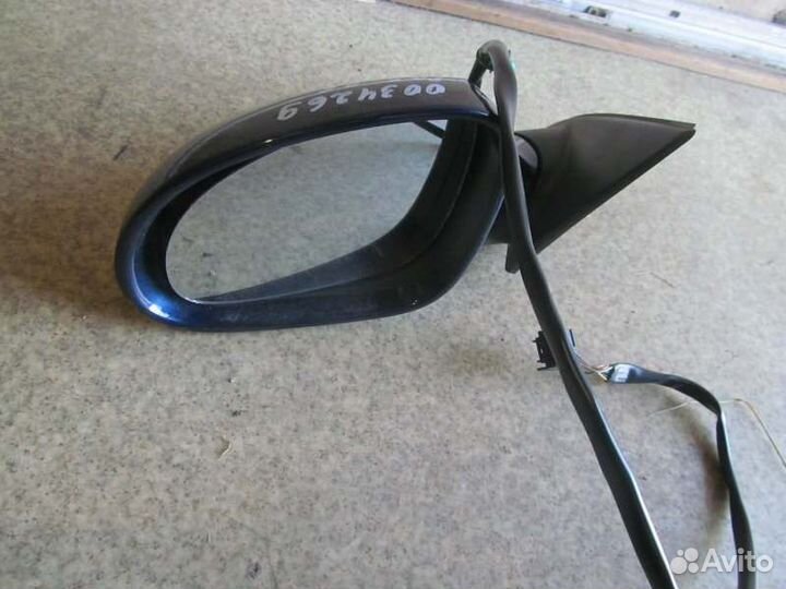 Зеркало левое переднее левое Volkswagen Passat B6