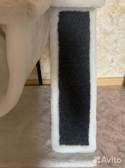 Домик для кошки с когтеточкой