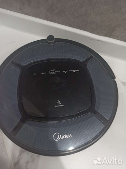 Робот пылесос Midea